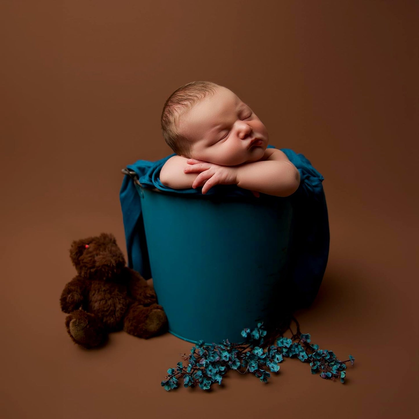 Kate Seamless Paper Backdrop Brown Paper Backdrop Seamless Backdrop Paper Rolls (53''x32.8' Coco Brown)