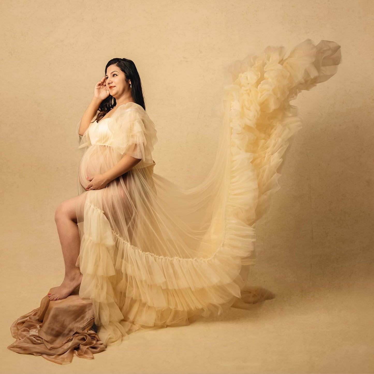 Kate Seamless Paper Backdrop Beige Cream Paper Backdrop for Photoshoot (86''x32.8' Ivorine)